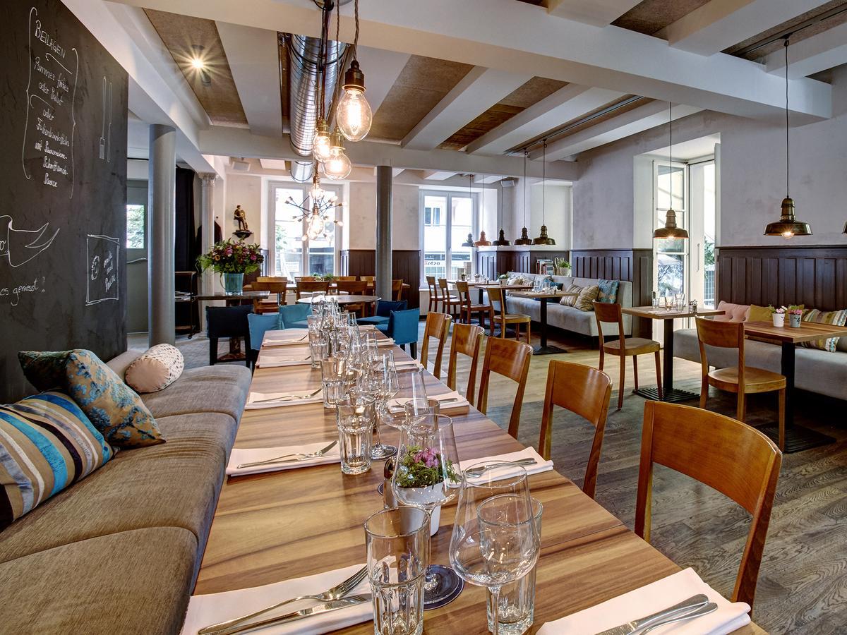 August Restaurant Hotel 沃尔胡森 外观 照片